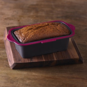 Trudeau - Structure Silicone Loaf Pan Grey/Fuchsia 8.5"x 4.5"